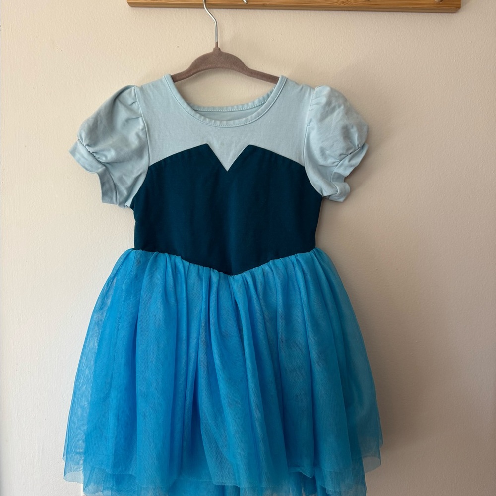 Taylor Joelle kiss the girl Ariel dress